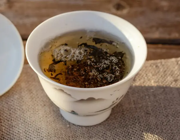 ¿Qué es el Té Pu-erh? Historia, Tipos, Beneficios y Cómo Prepararlo | Blue Faro