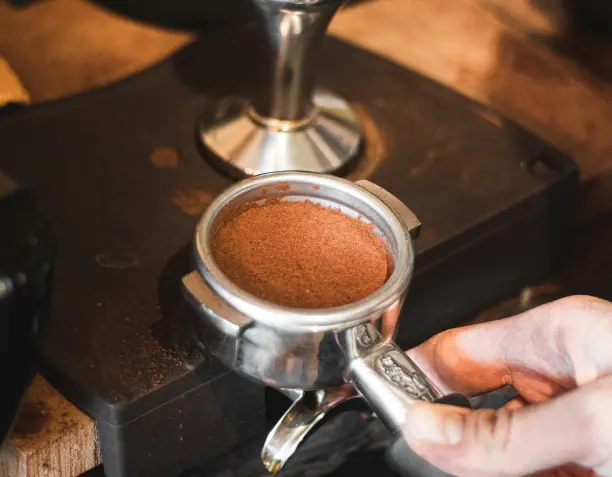Espresso Tamping: How to Tamp Coffee Correctly and Why Technique Matters